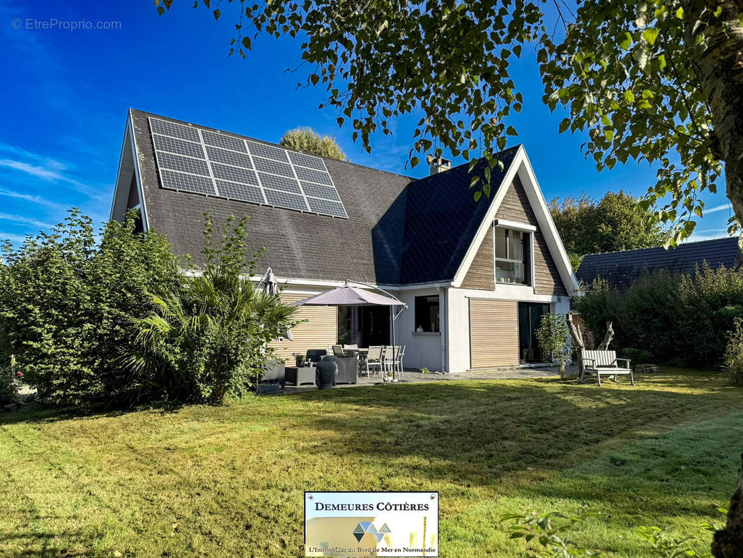 Maison à OCTEVILLE-SUR-MER