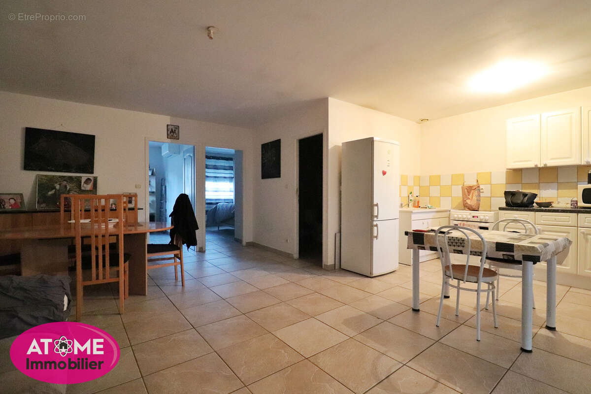 Appartement à AUBOUE