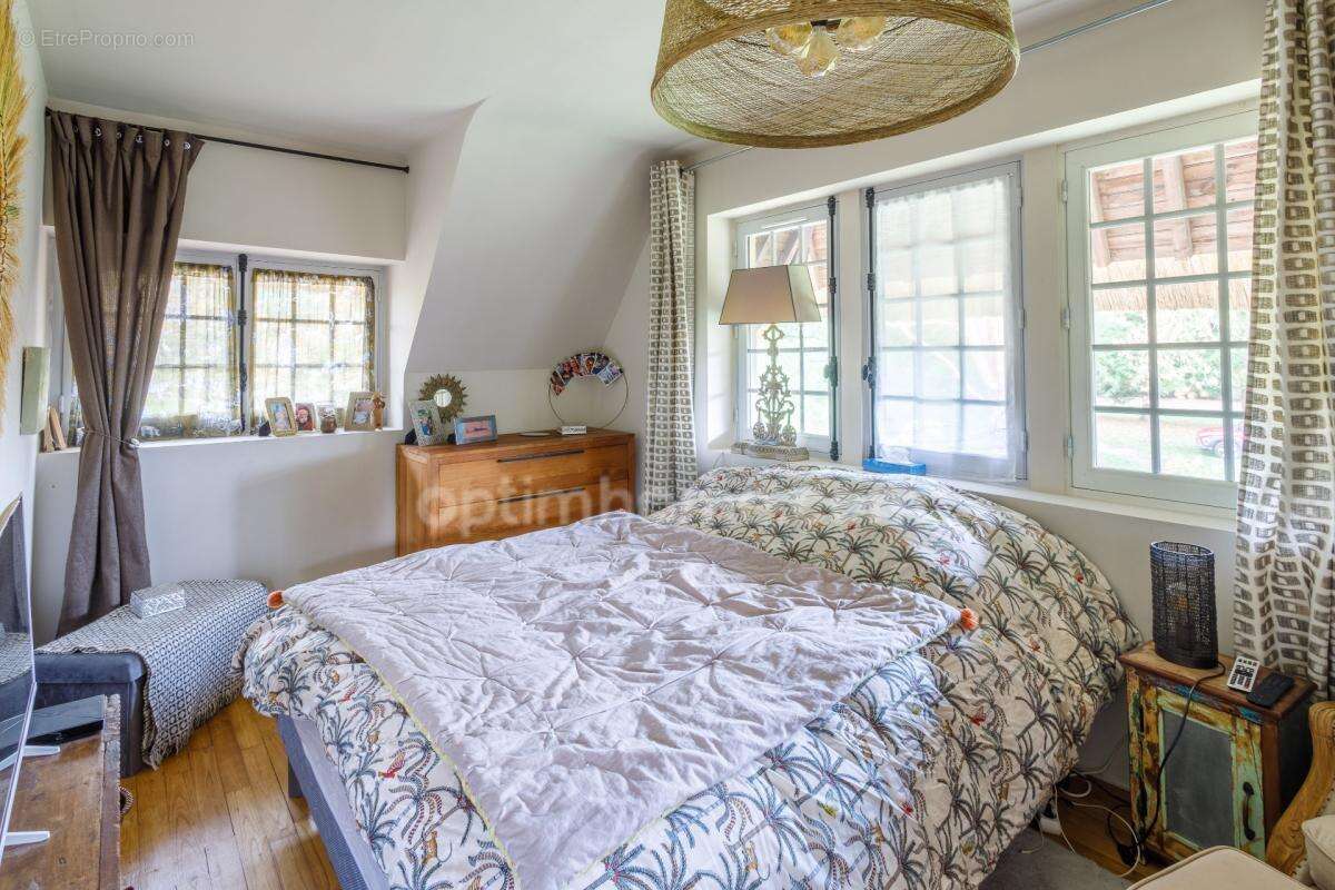 Aux portes de honfleur – ensemble immobilier avec 2 maisons normandes - dépendances - terrain 7 300 m² - photo 6