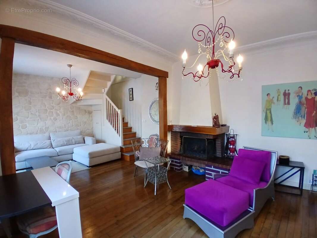 Maison à HOUILLES