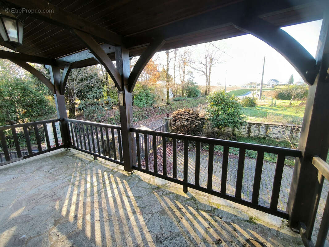 Maison à SAVIGNAC-LEDRIER