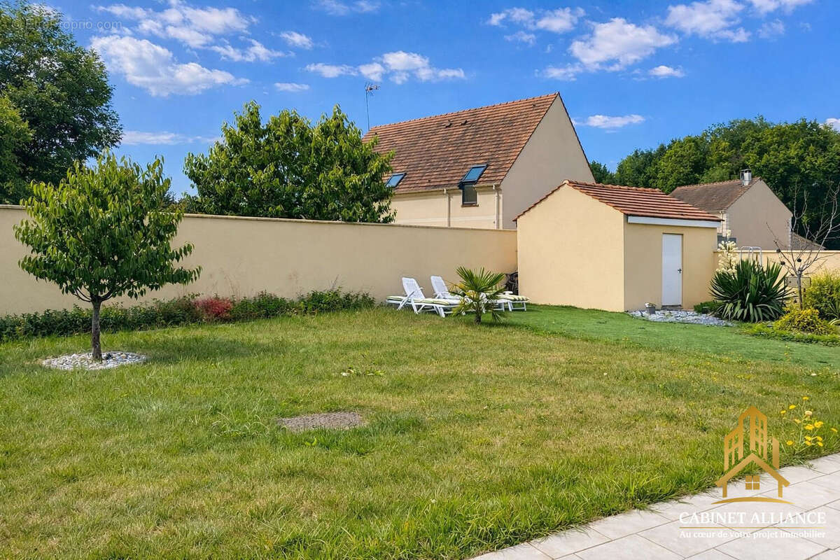 Maison à DAMMARIE-LES-LYS