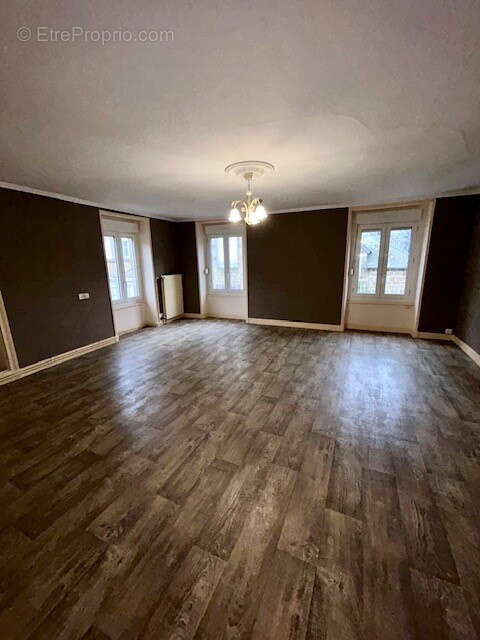 Appartement à LA FERTE-MACE