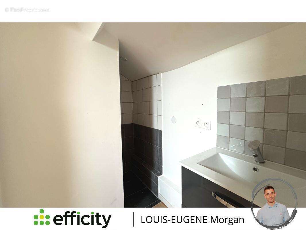 Maison à SOMMIERES-DU-CLAIN