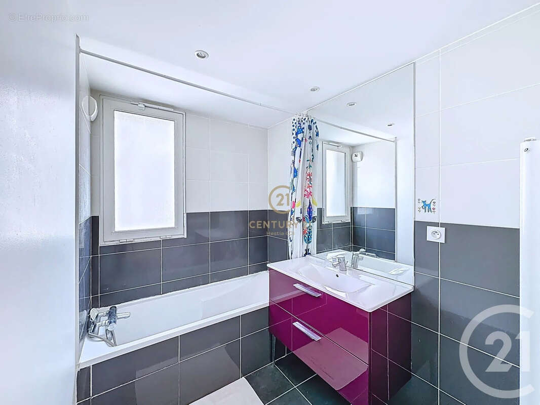 Appartement à LYON-8E