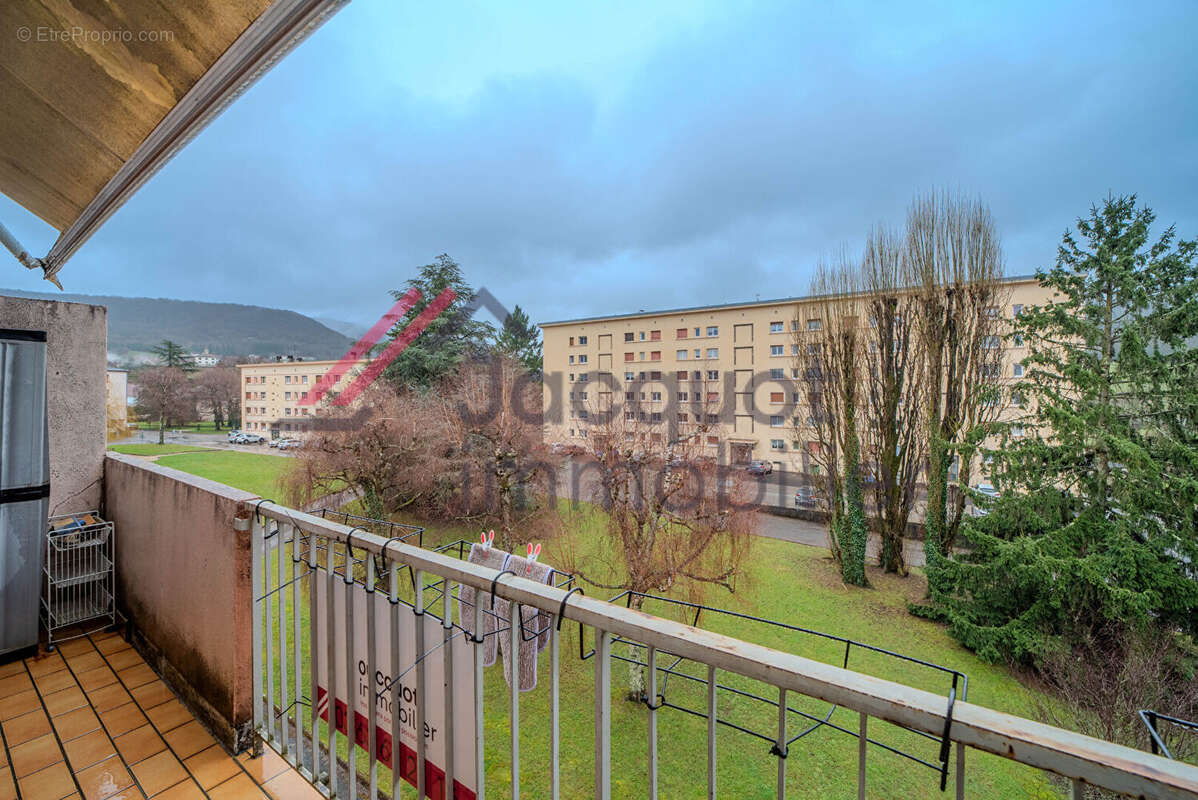 Appartement à LONS-LE-SAUNIER