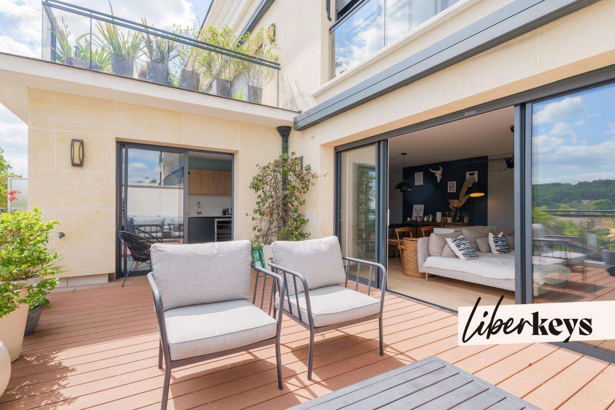 Appartement à SAINT-MAUR-DES-FOSSES