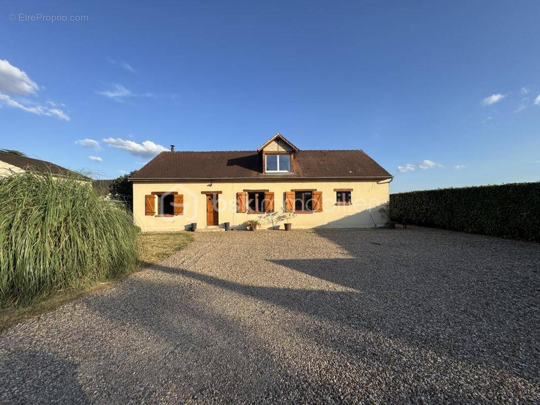 Maison à DARVOY