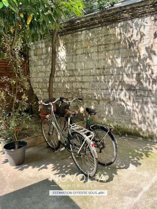 Appartement à PARIS-18E