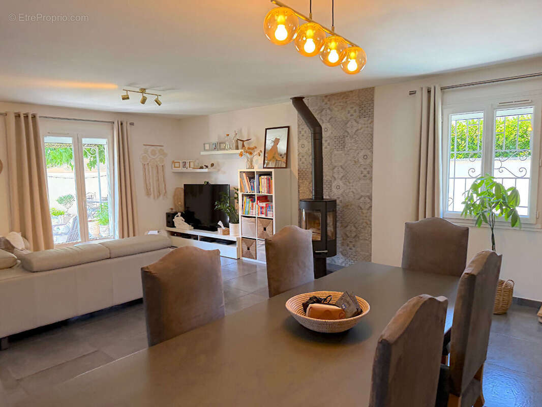 Villa althen les paluds de 107m² avec piscine sur terrain de 360m² - photo 3