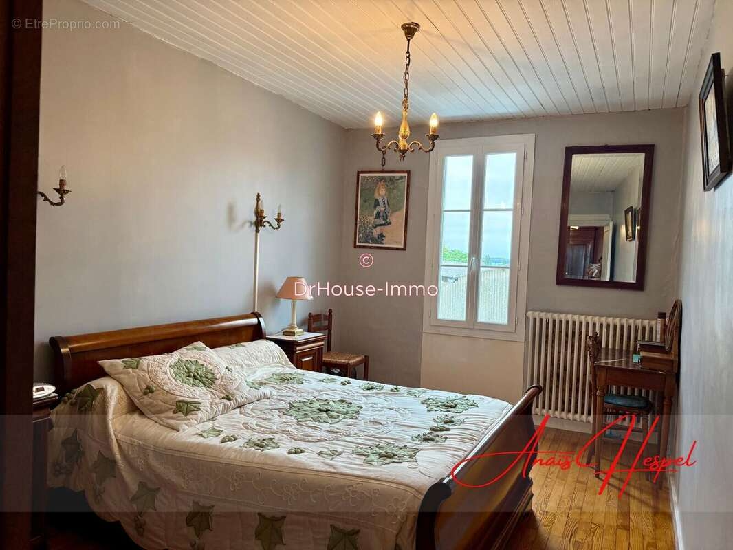 Maison 128 m² à Sauveterre-De-Guyenne  - photo 11