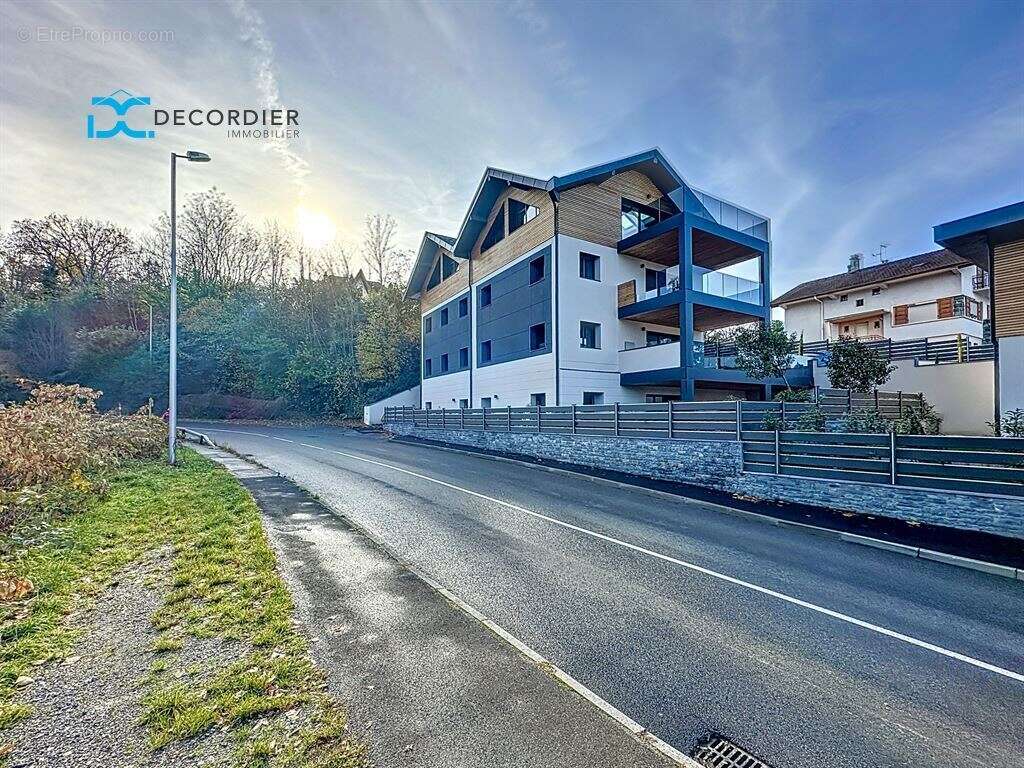 Appartement à NEUVECELLE