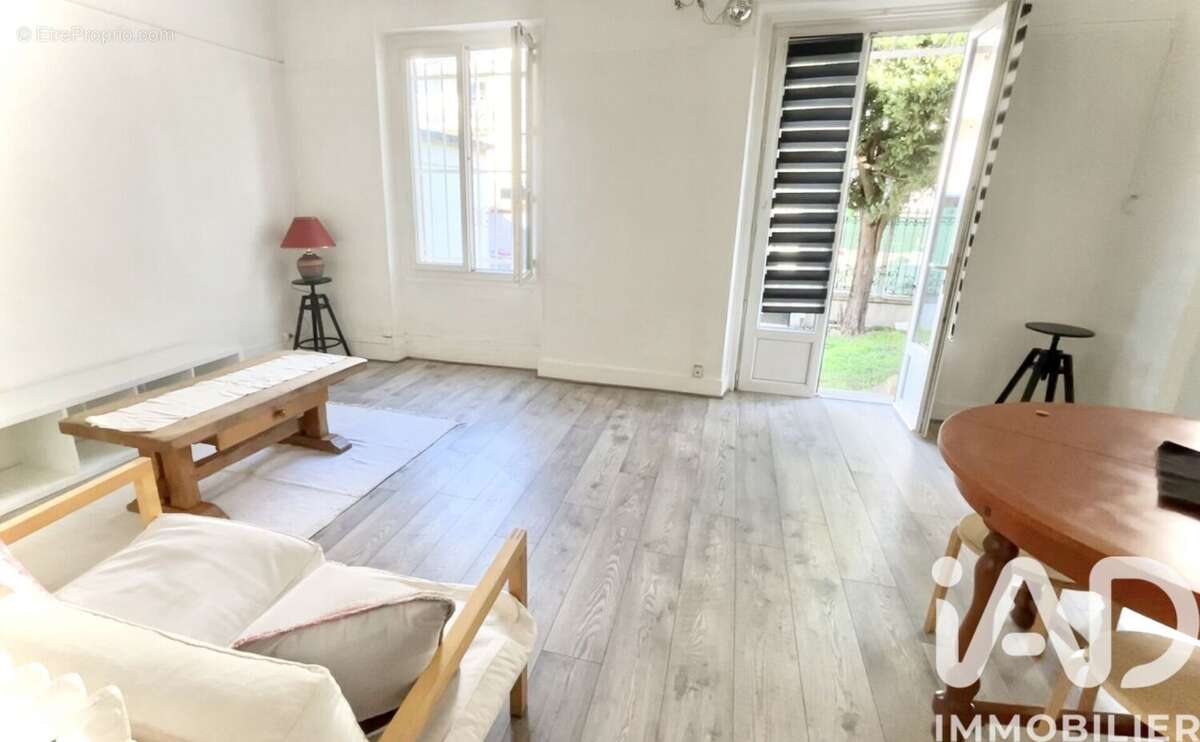 Maison 300 m² à Argenteuil  - photo 5