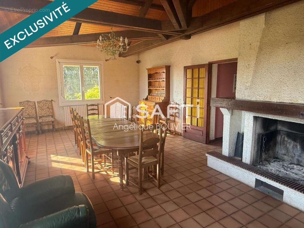 Photo 8 - Maison à MONT-SOUS-VAUDREY