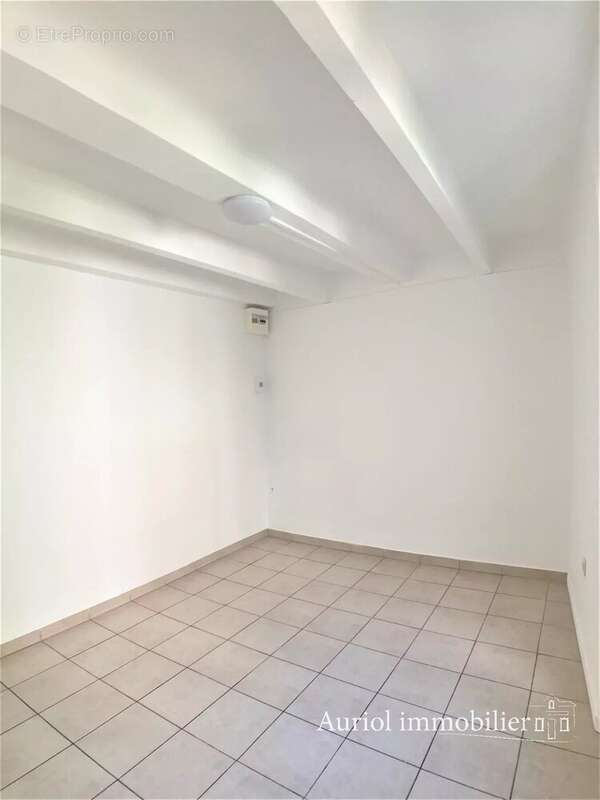 Appartement à AURIOL
