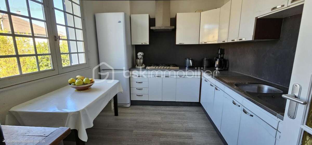 Maison à OLLAINVILLE