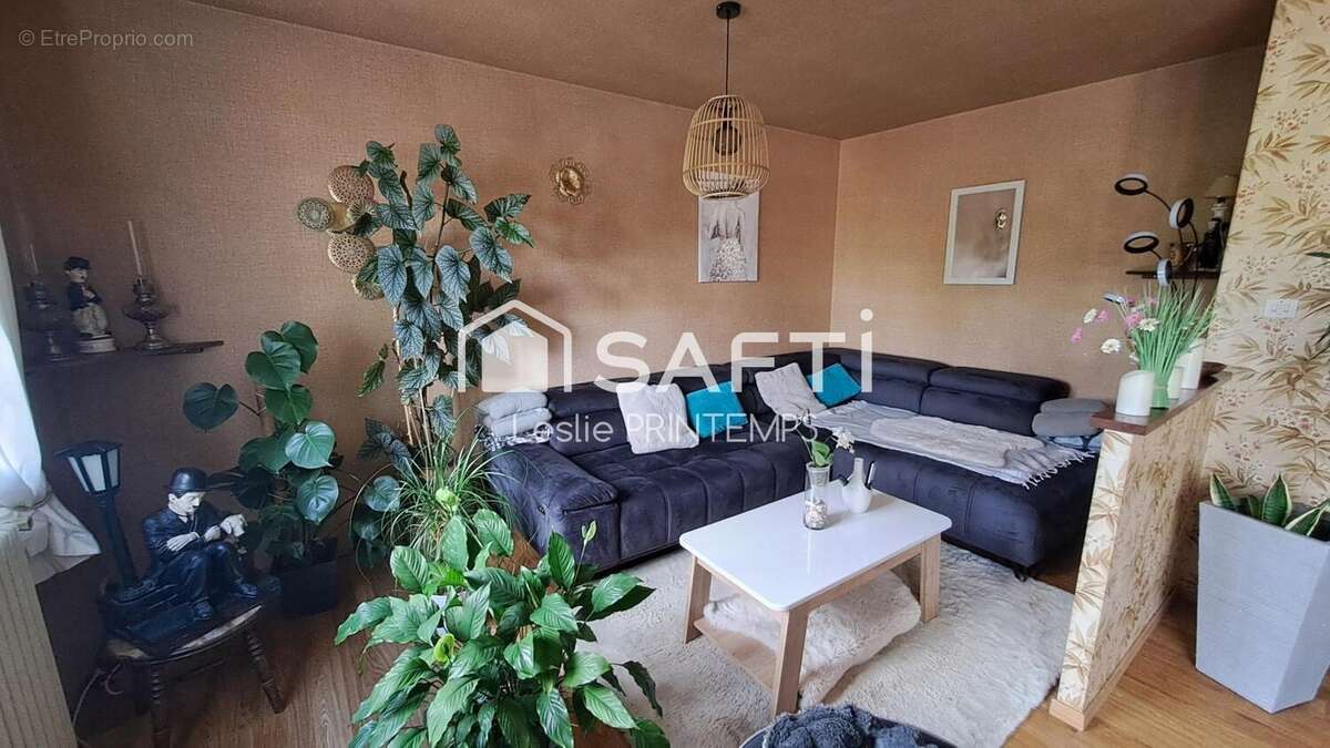 Maison 113 m² à La Caillere-Saint-Hilaire  - photo 3