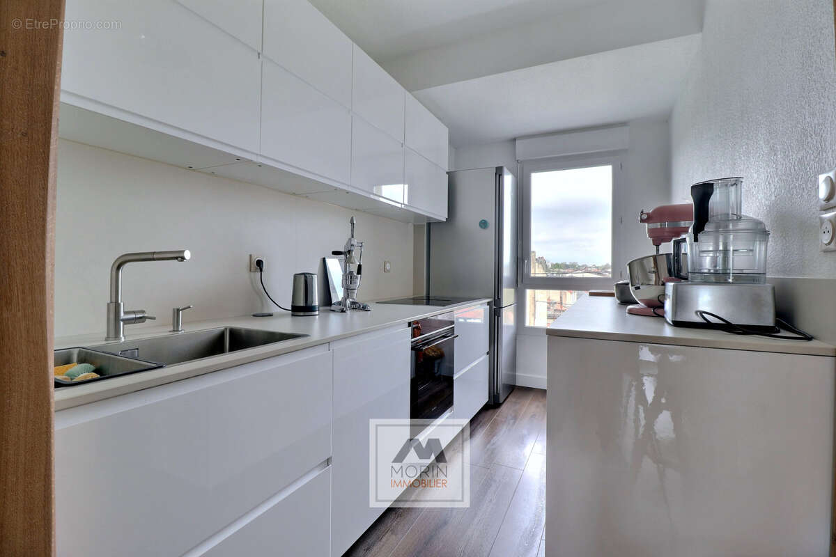Appartement à BORDEAUX