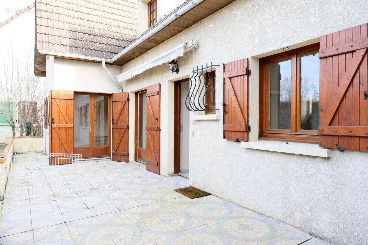 Photo 1 - Maison à GOMETZ-LE-CHATEL