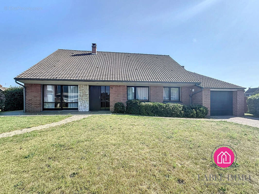 Maison à VIEUX-CONDE