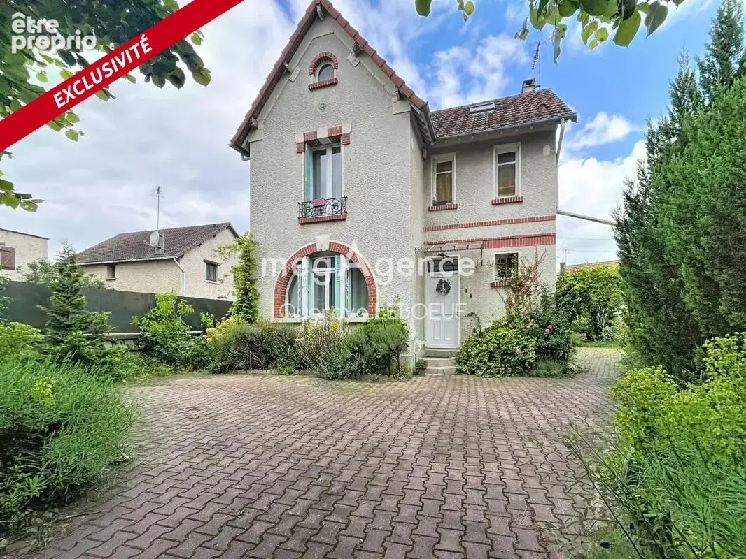 Maison ancienne de charme – 5 chambres, dépendance et jardin - photo 2