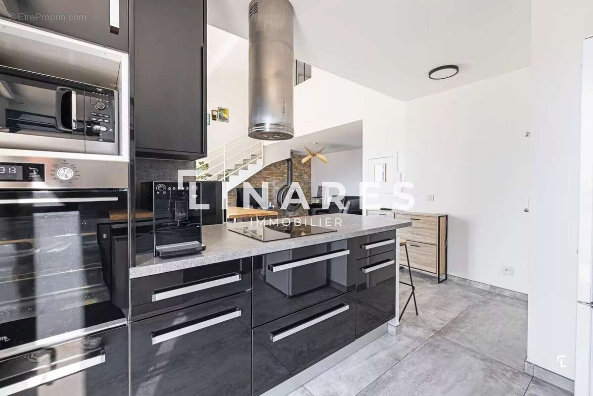 Appartement à MARSEILLE-9E