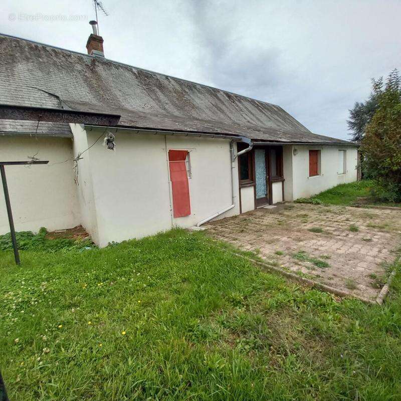 Maison à LES BORDES