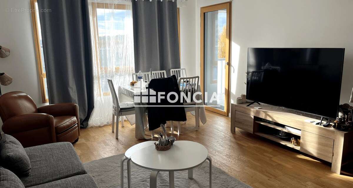 Appartement à MASSY
