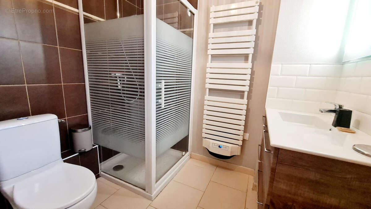 Appartement à PONT-L&#039;EVEQUE