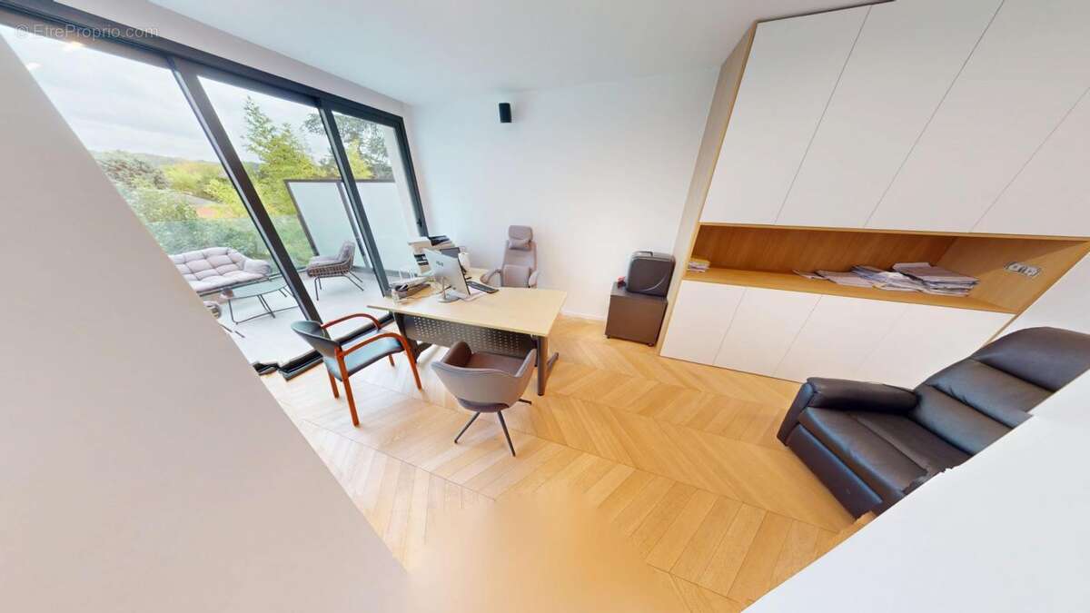 Maison à SAINT-MAUR-DES-FOSSES