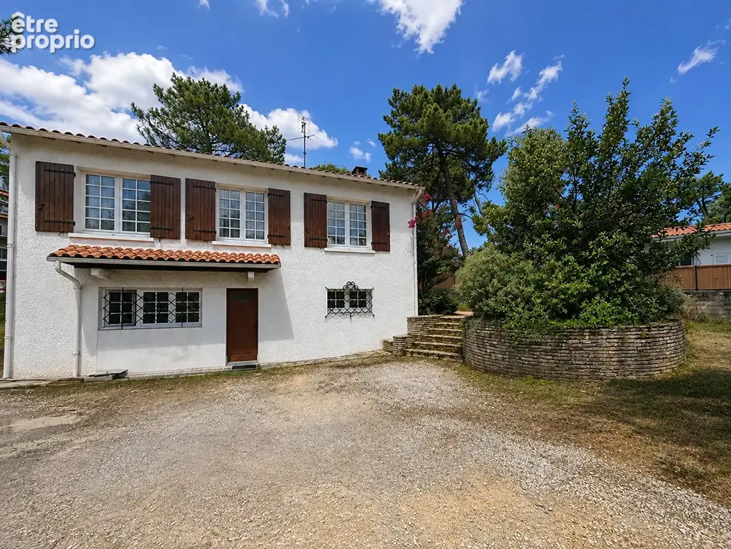 NAUZAN PLAGE - Maison familiale de 6 pièces avec garage - photo 10