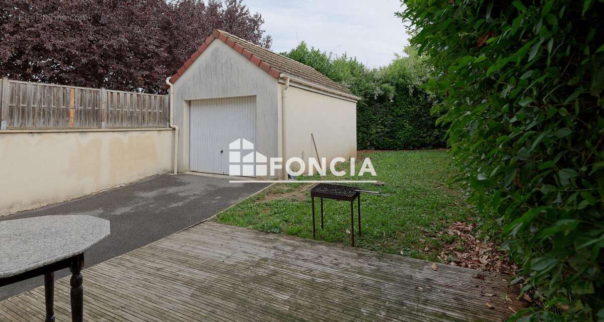 Maison à BALLANCOURT-SUR-ESSONNE