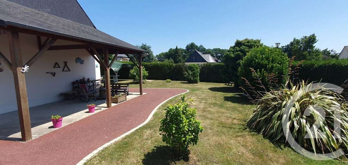 Maison à ARGENTRE-DU-PLESSIS