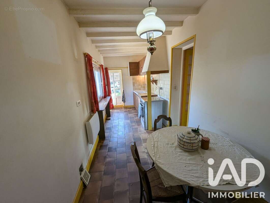 Photo 7