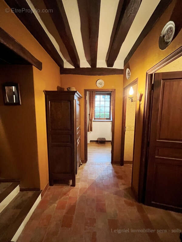 Charmante maison de campagne authentique sur son jardin de 1200 m2 et sa petite prairie - photo 9