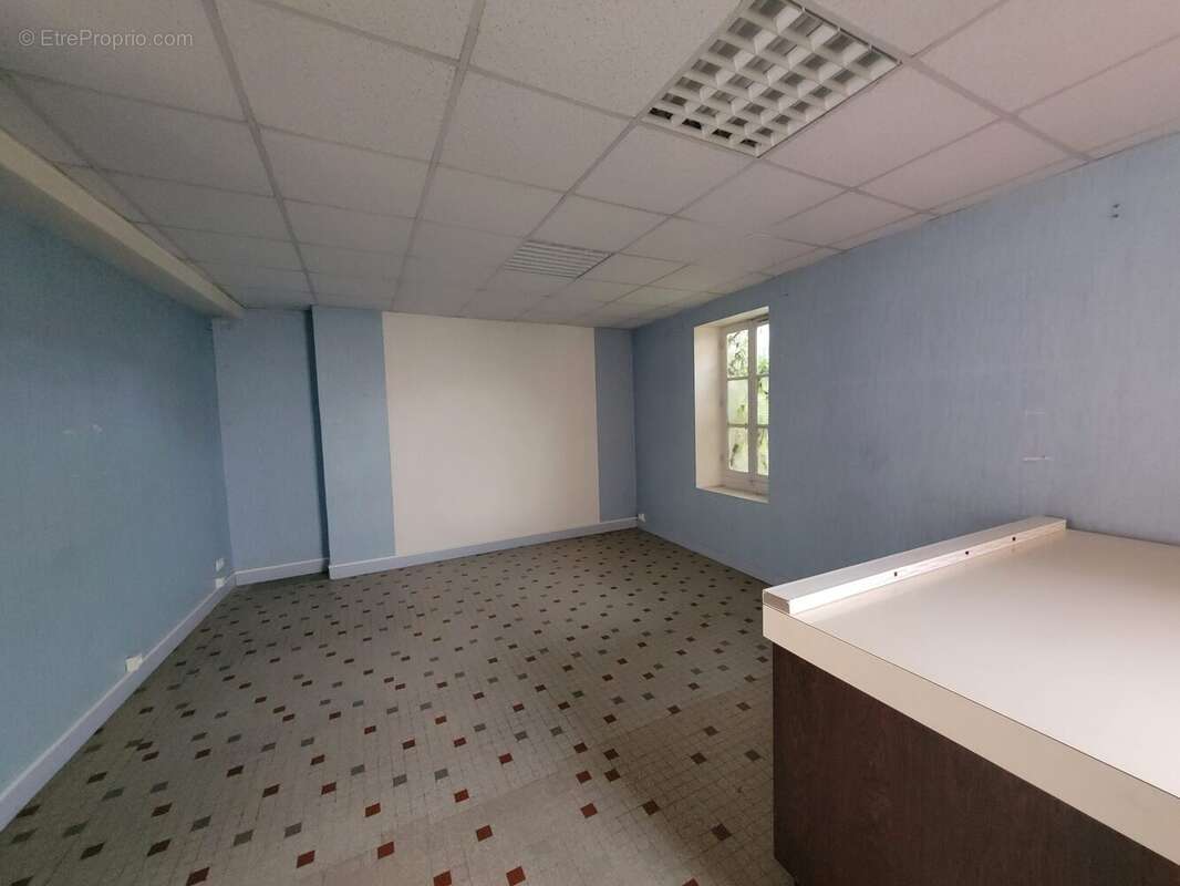 Appartement à THIRON-GARDAIS