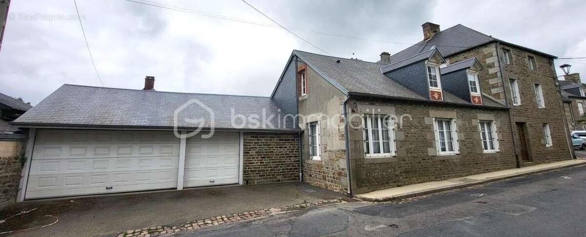 Maison à LANDELLES-ET-COUPIGNY