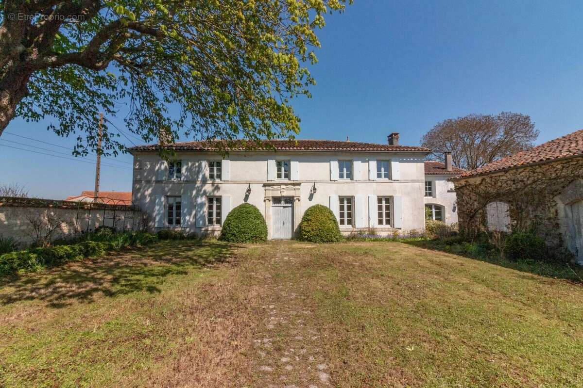 Belle maison de campagne du 18ème siècle - photo 4