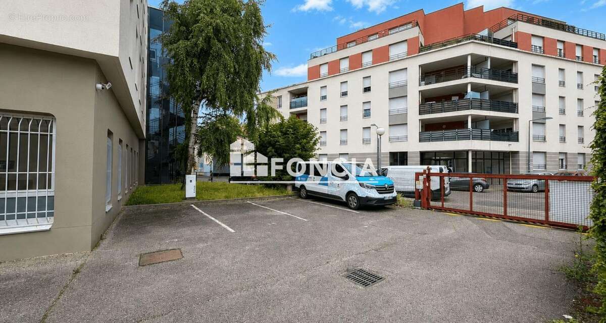 Commerce à VILLEURBANNE