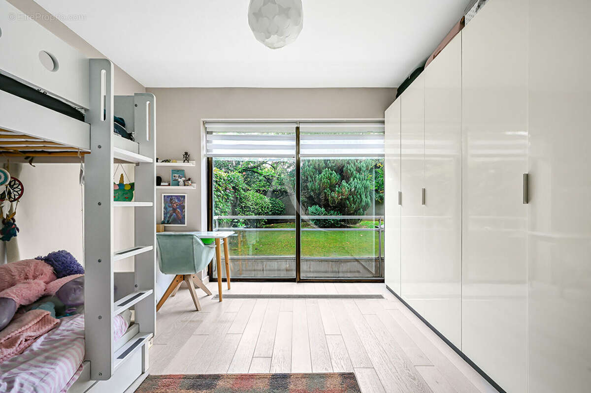 Appartement à FONTENAY-SOUS-BOIS