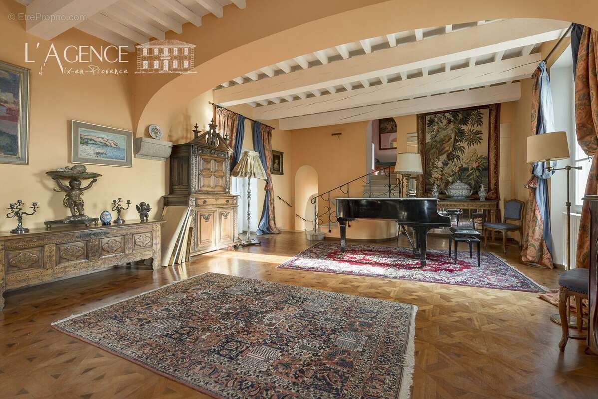 Maison à AIX-EN-PROVENCE