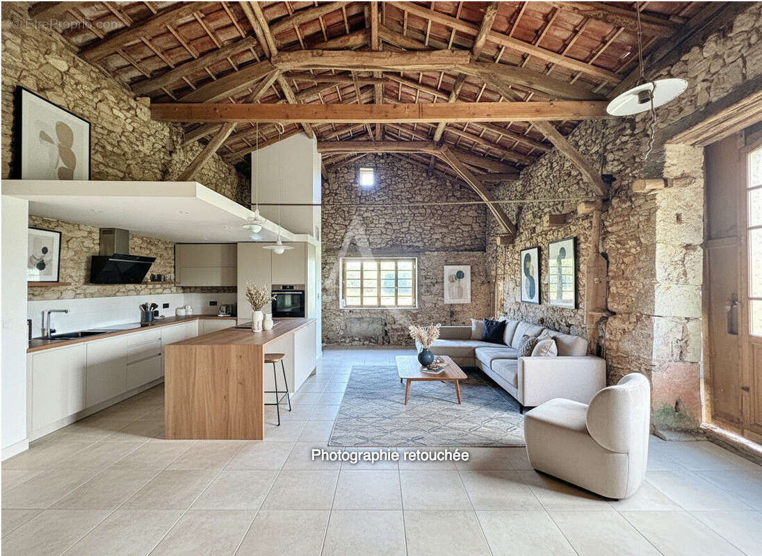 Maison à ANGLARS-JUILLAC