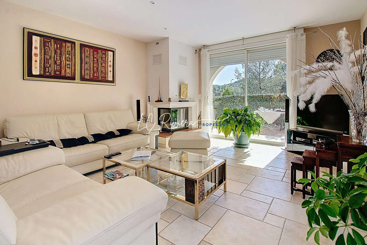 Maison à SAINT-RAPHAEL