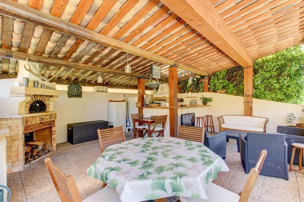 Maison à GUILLAUMES