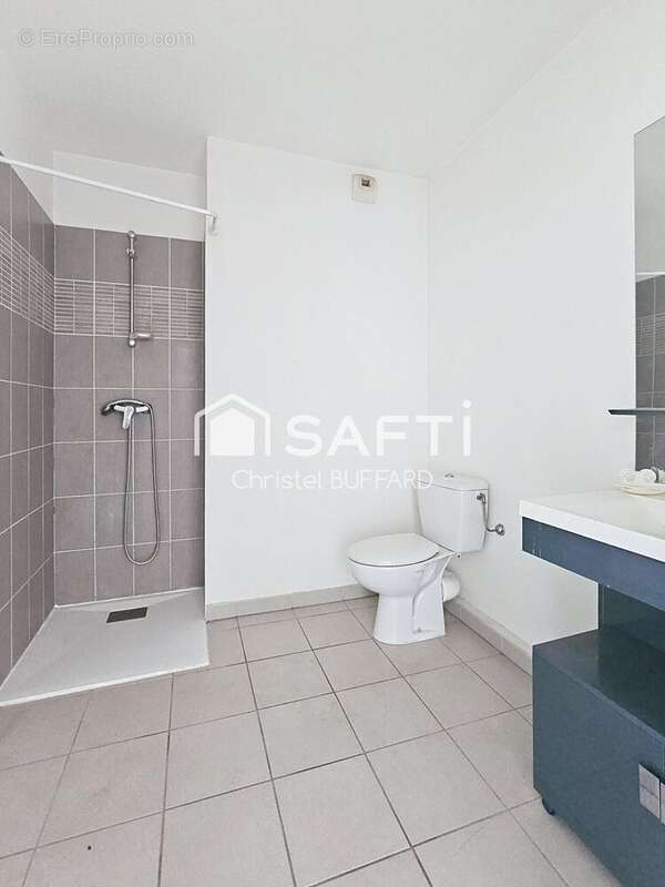 Photo 6 - Appartement à MARSEILLE-3E