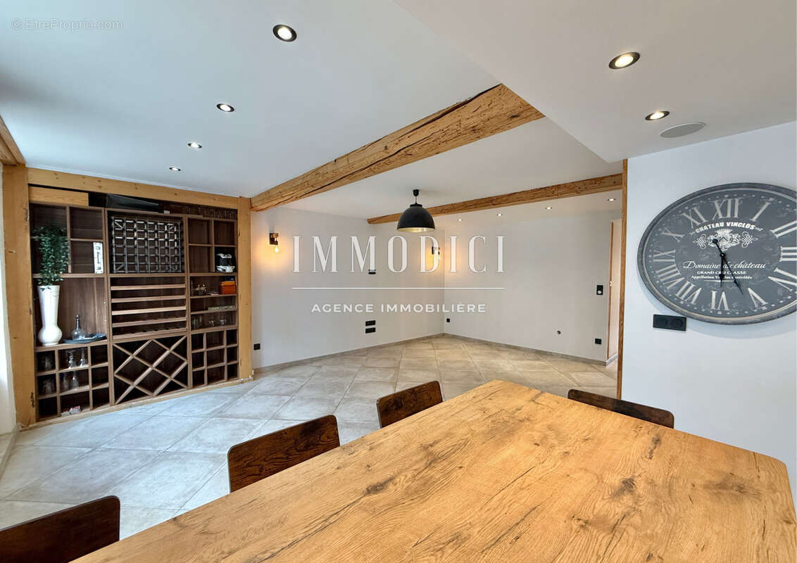 Appartement à THOISSEY