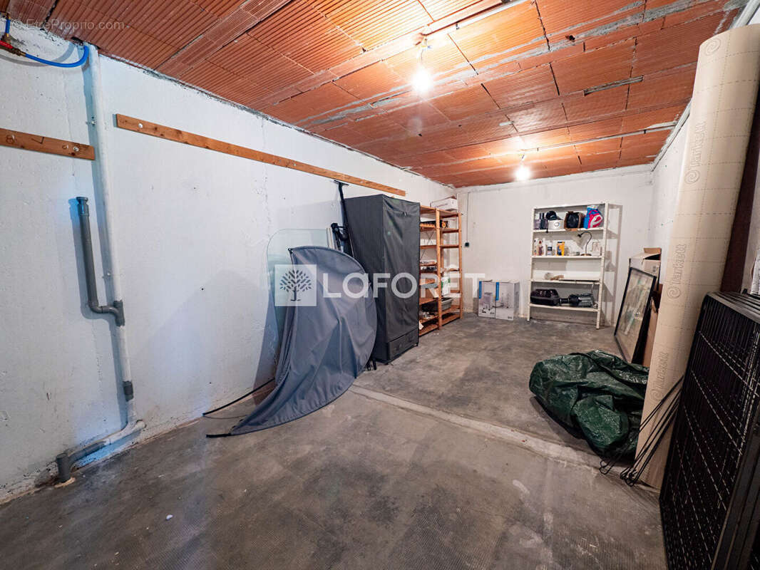 Maison à MONTESQUIEU-DES-ALBERES