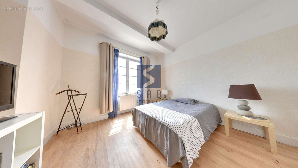 Maison à BEAUCHASTEL