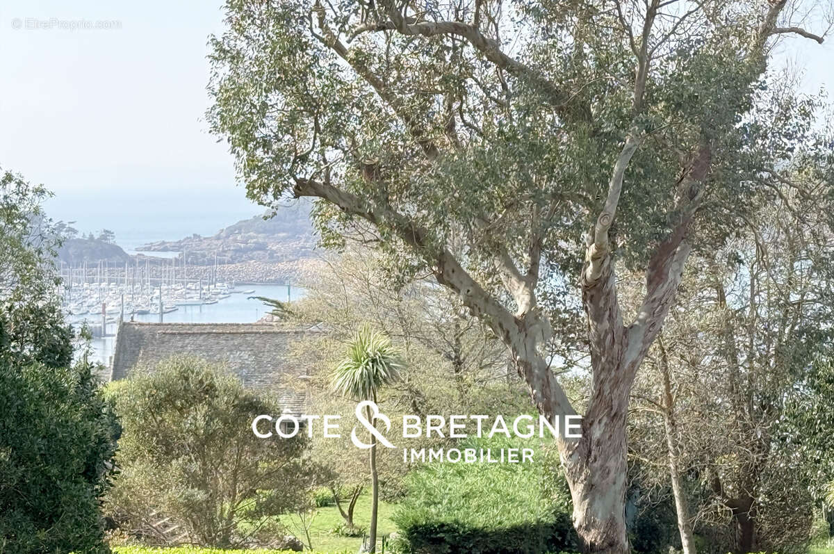 Maison à TREBEURDEN