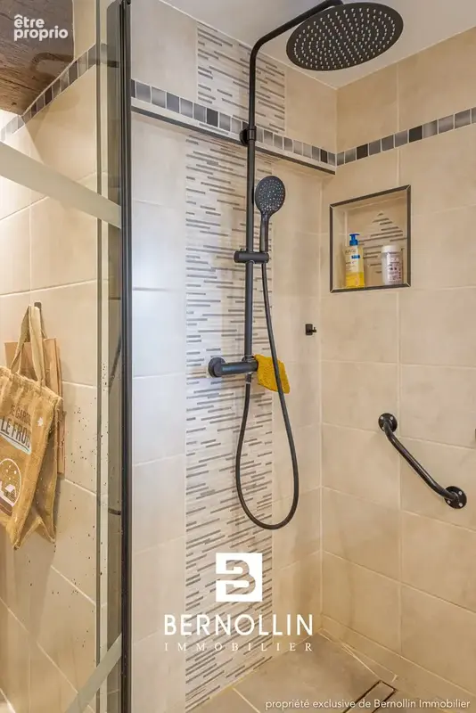 COUP DE COEUR à Curtafond - Propriété de charme de 300 m2 - 11 pièces - photo 26